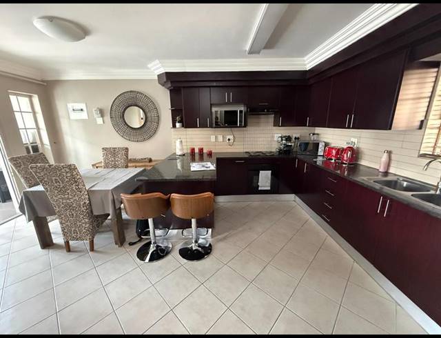 3 BEDROOM TOWNHOUSE FOR SALE IN BROOKLANDS LIFESTYLE ESTATE
